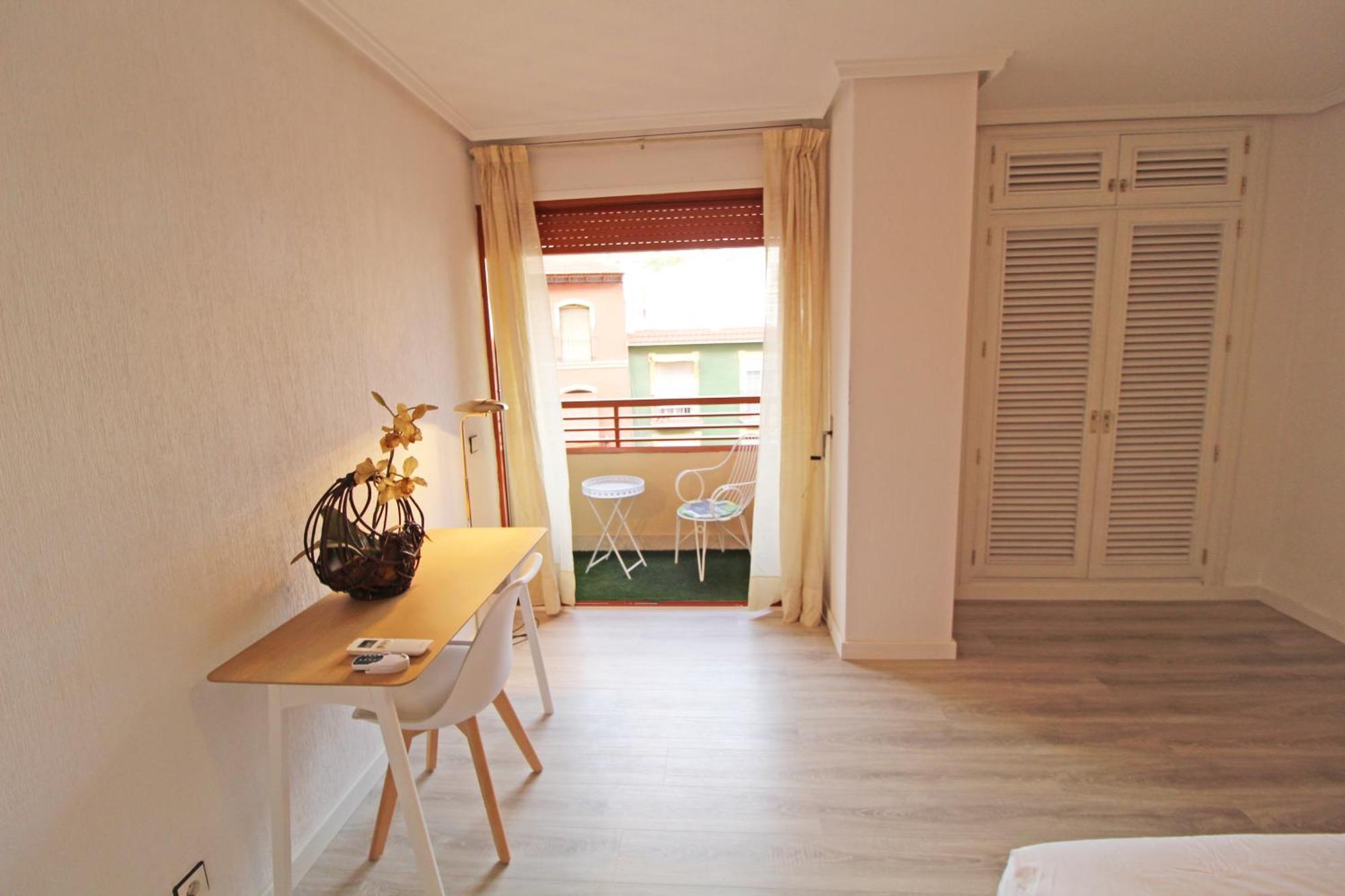Castle Views. Terrace. Design Style. Ac. Wifi. Refurbished. Supercentric. Apartment Alicante Ngoại thất bức ảnh